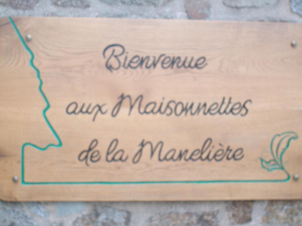 M. Clemenceau - Les Maisonnettes De La Maneliére La Flocellière Esterno foto